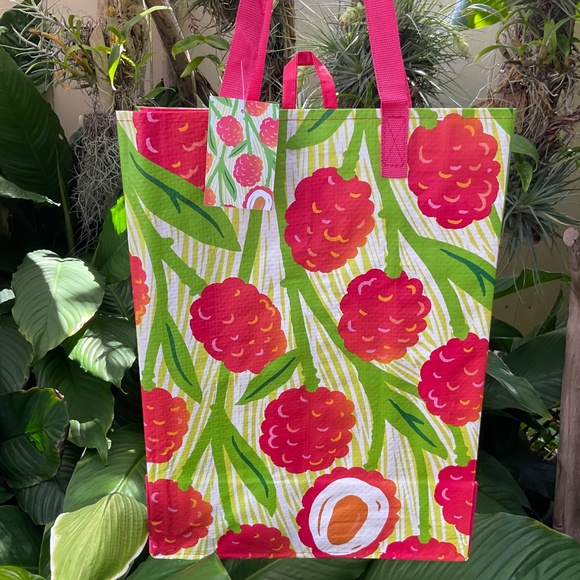 Lovely Reusable Hawaiian Print Bags 2 Total NWT - Picture 4 of 6